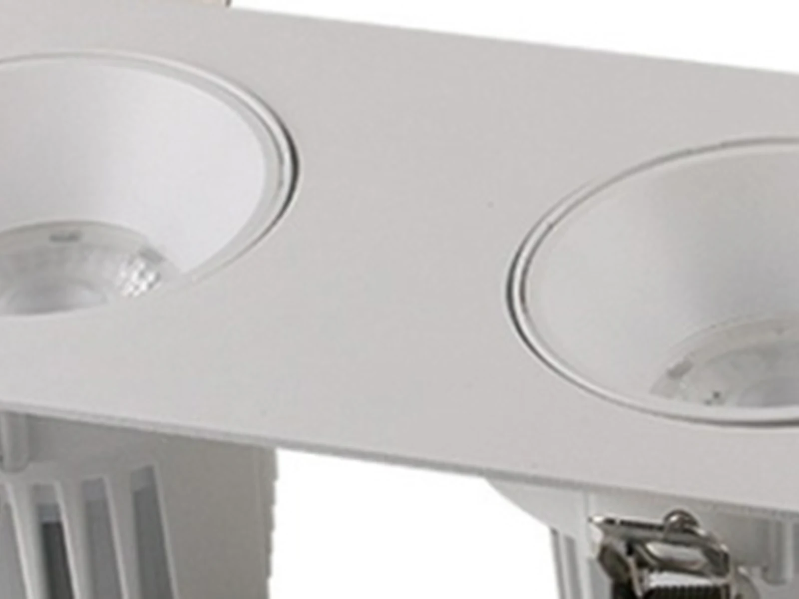 MET-TD527A Adjustable Twin COB Spotlight optical view