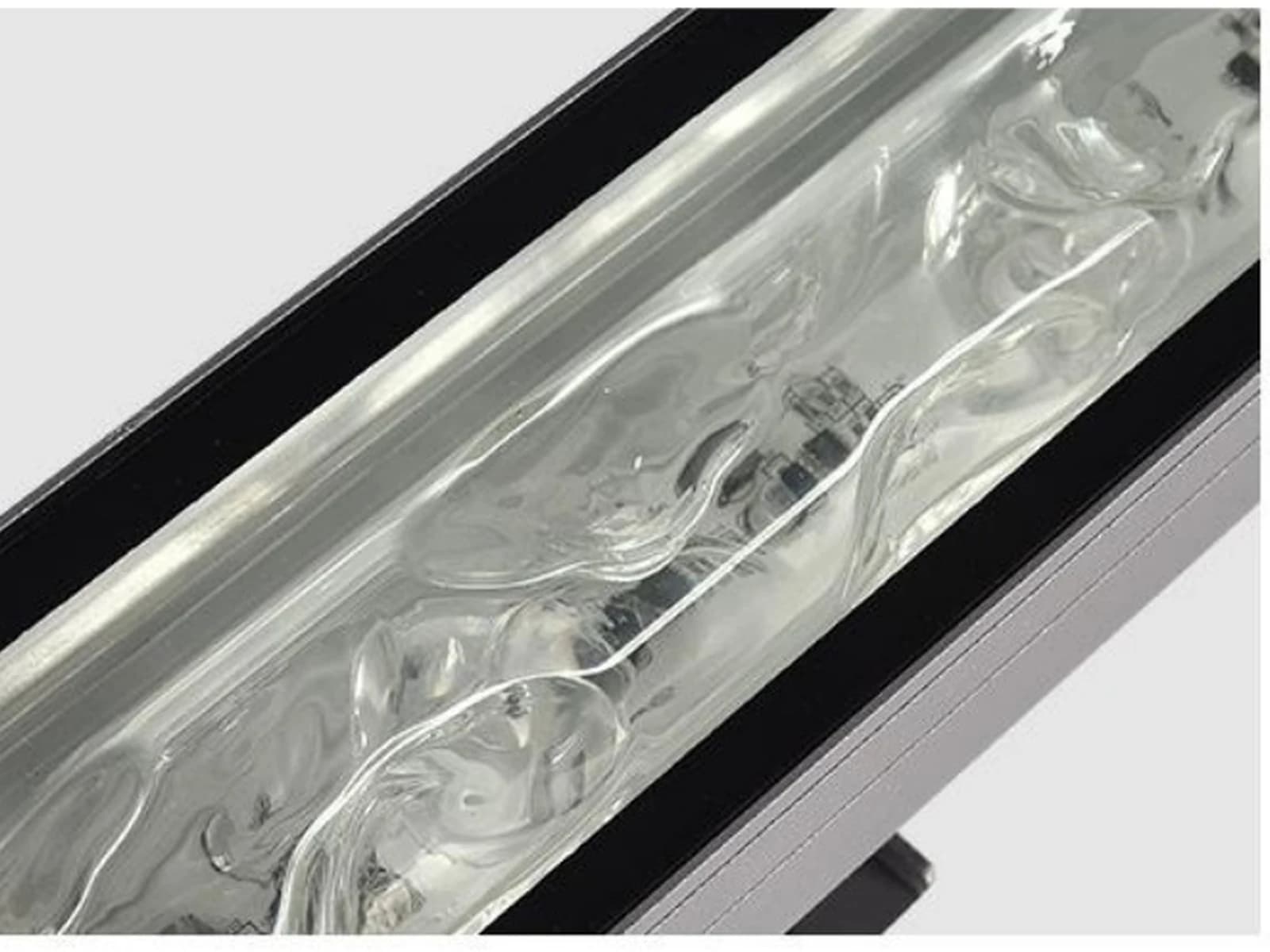 YY-SWD-002 Linear Water-Wash Light optical or material detail